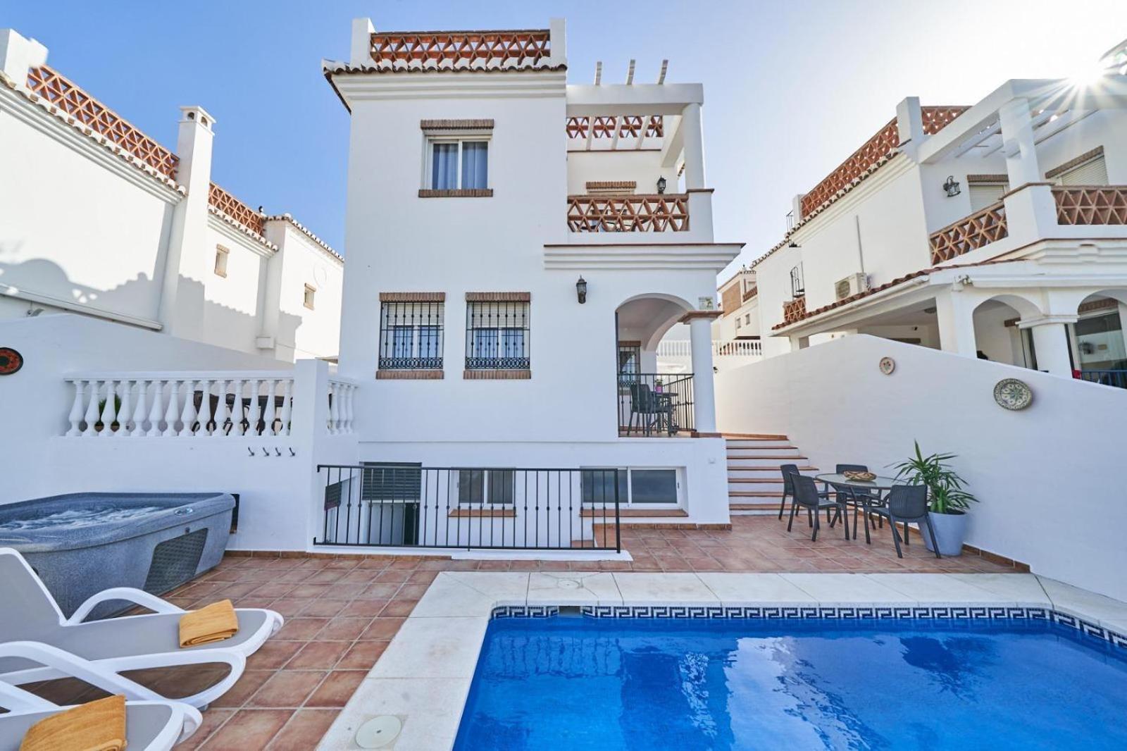 Villa Pura - Private Jacuzzi & Heated Pool 内尔哈 外观 照片