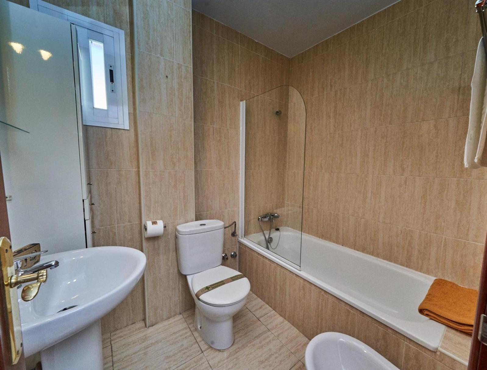 Villa Pura - Private Jacuzzi & Heated Pool 内尔哈 外观 照片