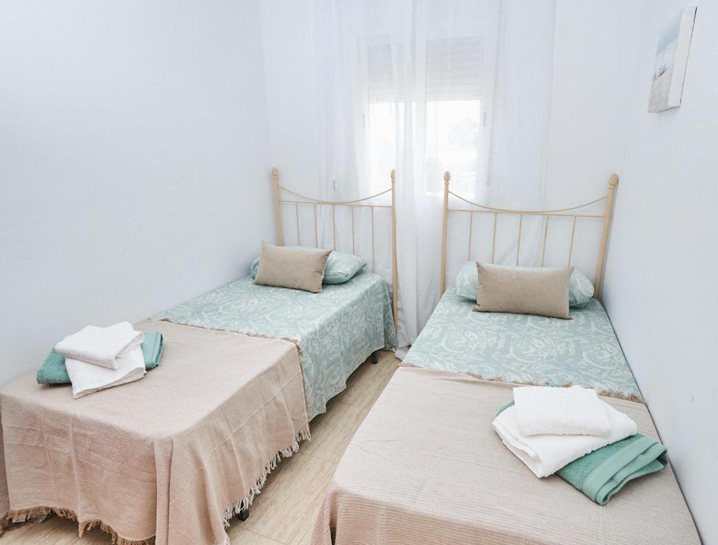 Villa Pura - Private Jacuzzi & Heated Pool 内尔哈 外观 照片